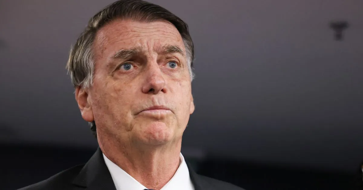 Bolsonaro é condenado e pode cumprir pena em regime fechado