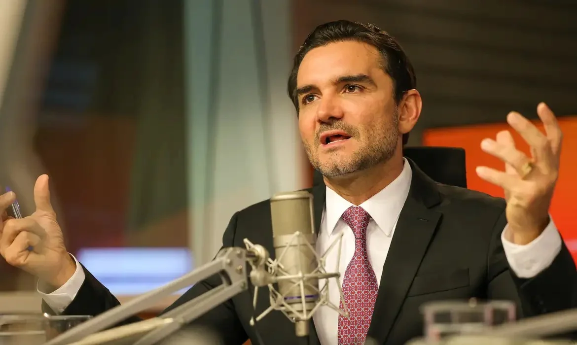 Celso Sabino deixa o Ministério do Turismo sob pressão do União Brasil