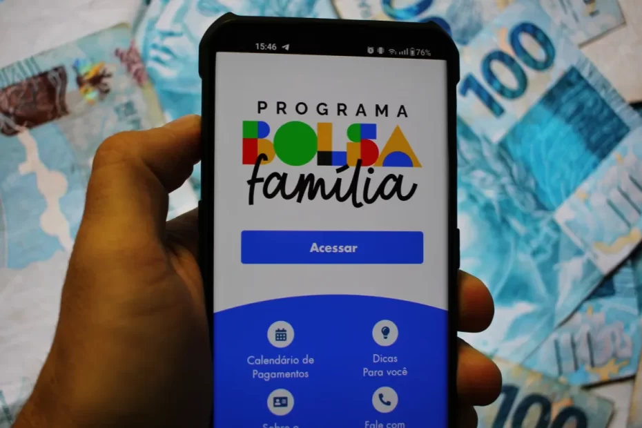 Bolsa Família de outubro é antecipado para cidades do RS; veja calendário completo e quem recebe