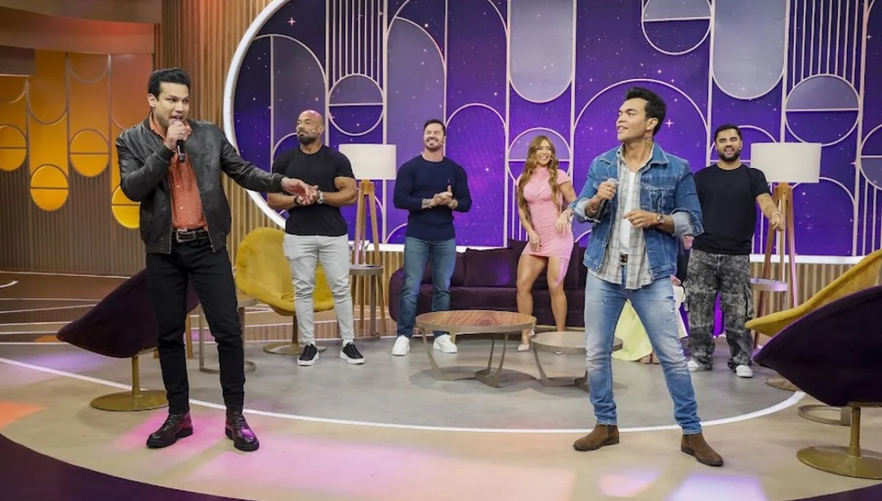Israel Novaes brilha no Sabadou com Virgínia com música e descontração
