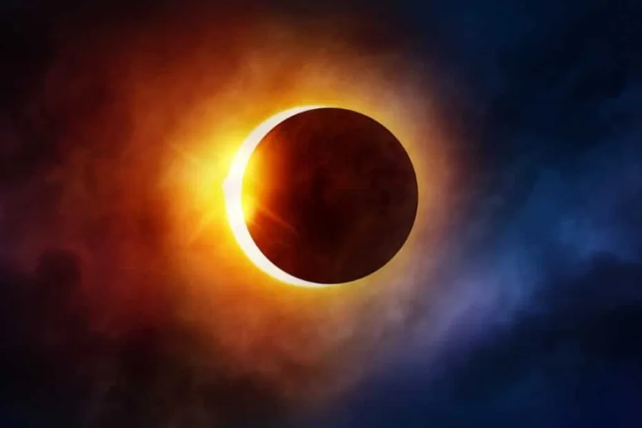 ECLIPSE SOLAR TOTAL: Fenômeno Raro Causa Escurecimento Diurno e Fascina Observadores no Hemisfério Sul