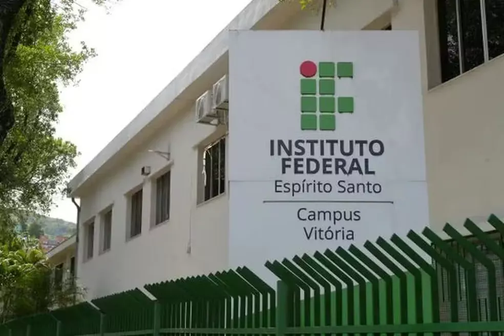 Vagas no Ifes incluem pós-graduação e concurso técnico-administrativo com inscrições até dezembro 1 Vagas no Ifes incluem pós-graduação e concurso técnico-administrativo com inscrições até dezembro