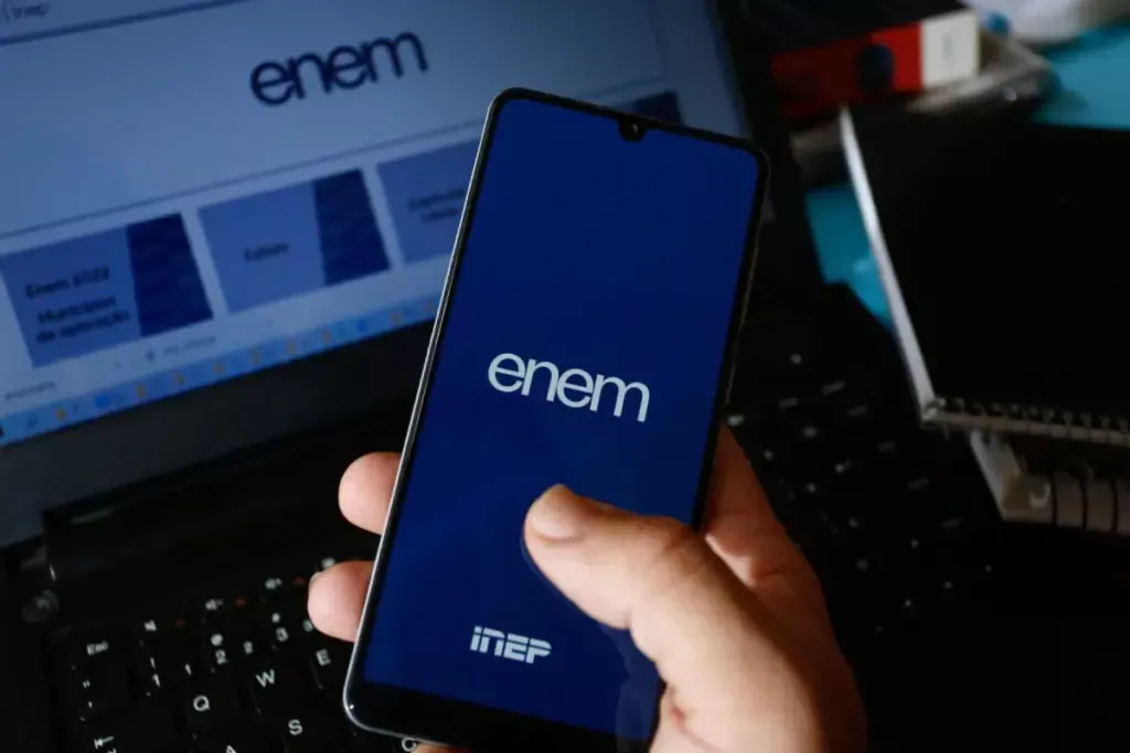 Vazamento da prova o Enem 2025: crise de confiança, anulação de questões e investigação federal