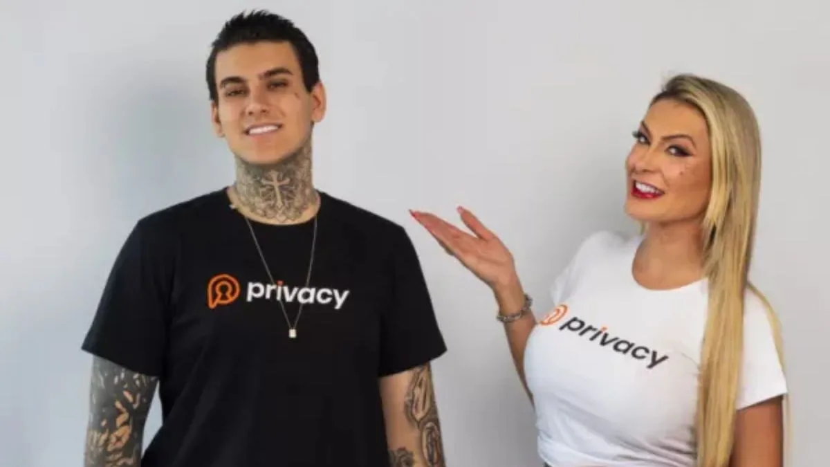 Leia mais sobre o artigo Andressa urach e seu filho collab video: Entenda a repercussão da parceria profissional entre a modelo e Arthur Urach