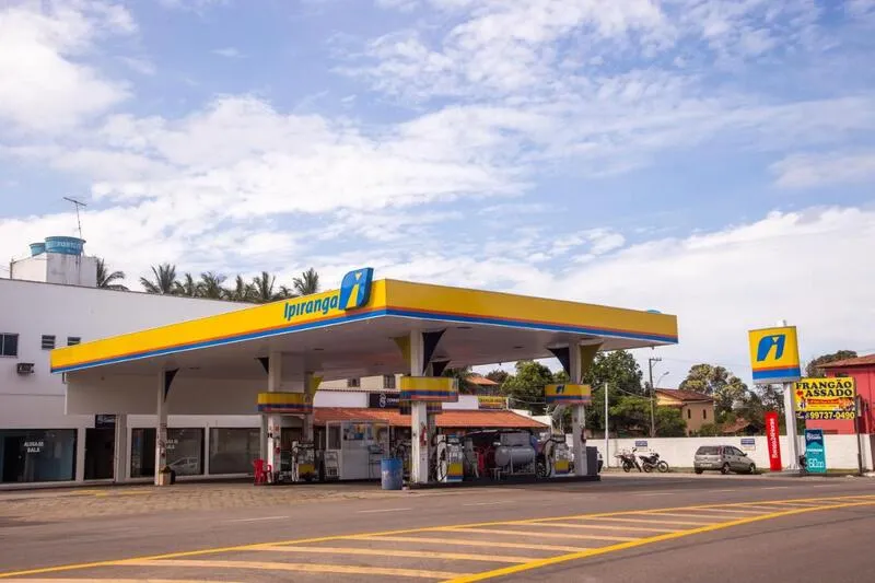 Posto Ipiranga Gaeta na Av. Antônio Rosa Nascimento, 292, Meaípe, Guarapari (ES) — posto com loja de conveniência no coração do balneário