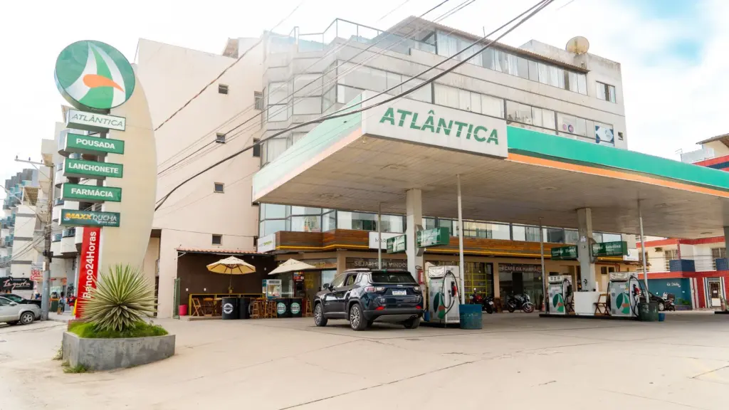 Posto Portal da Enseada | Rede Atlântica na Av. Meaípe, 266, Enseada Azul, Guarapari (ES) — nota 4.2 no Google Maps