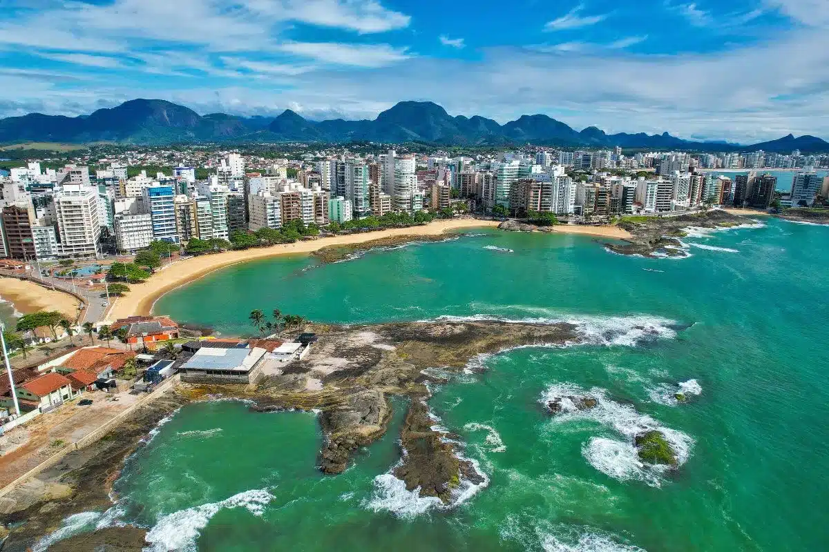 Leia mais sobre o artigo Previsão do Tempo em Guarapari ES: Hoje e os Próximos Dias (13 a 17 de março de 2026)