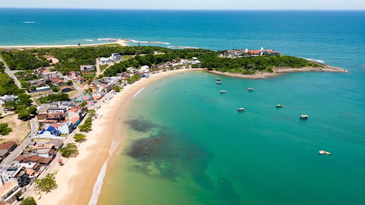 Leia mais sobre o artigo O que fazer em Anchieta neste fim de semana: praias, gastronomia e o Santuário Nacional — 21 e 22 de março de 2026