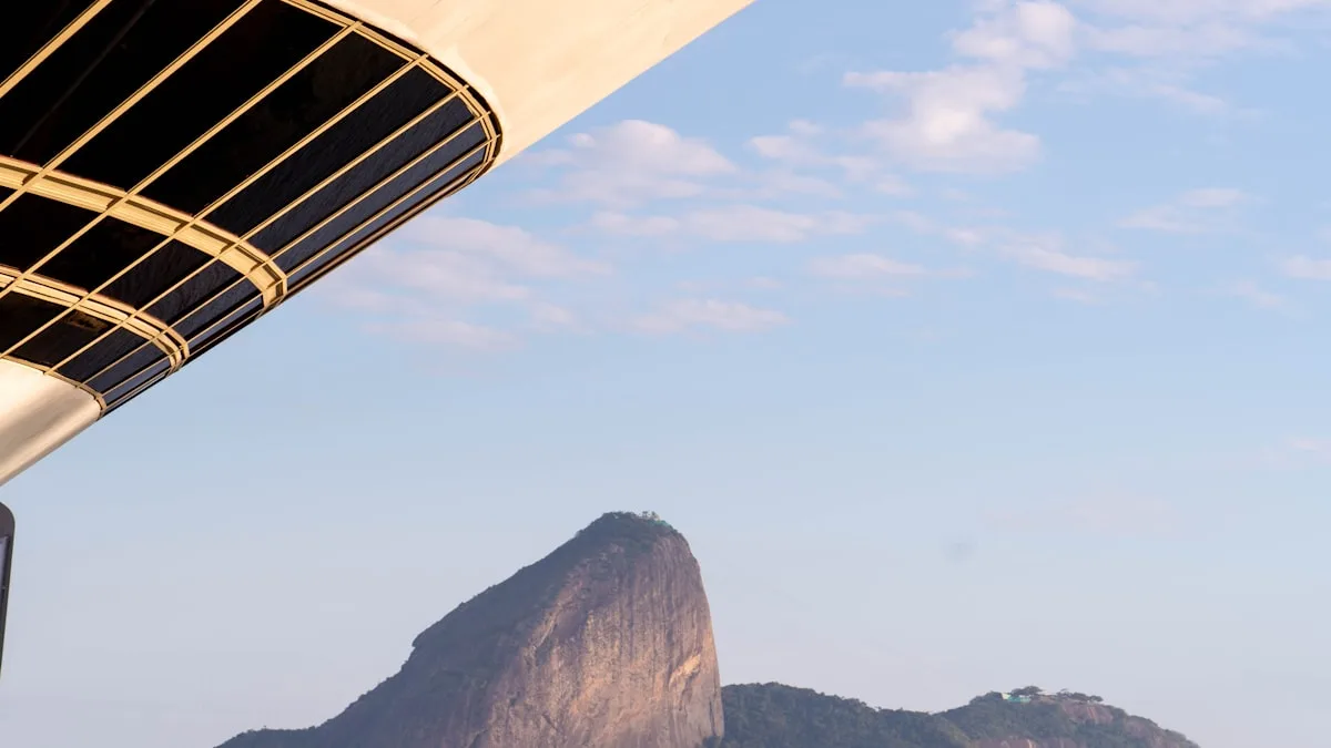 Leia mais sobre o artigo Passagem aérea sobe 17,8% e chega a R$ 707 — Anac