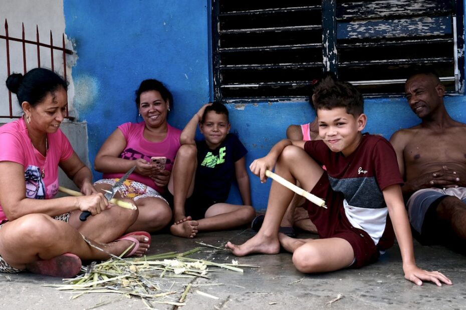 Tchernóbil crianças Cuba — crianças recebendo tratamento médico em hospital cubano