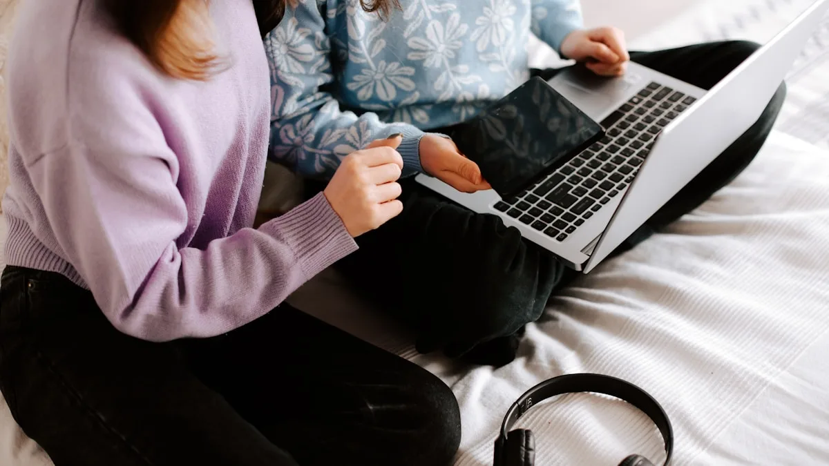 Leia mais sobre o artigo Cursos Online 2026: IA Domina Educação e Certificados Ganham Blockchain