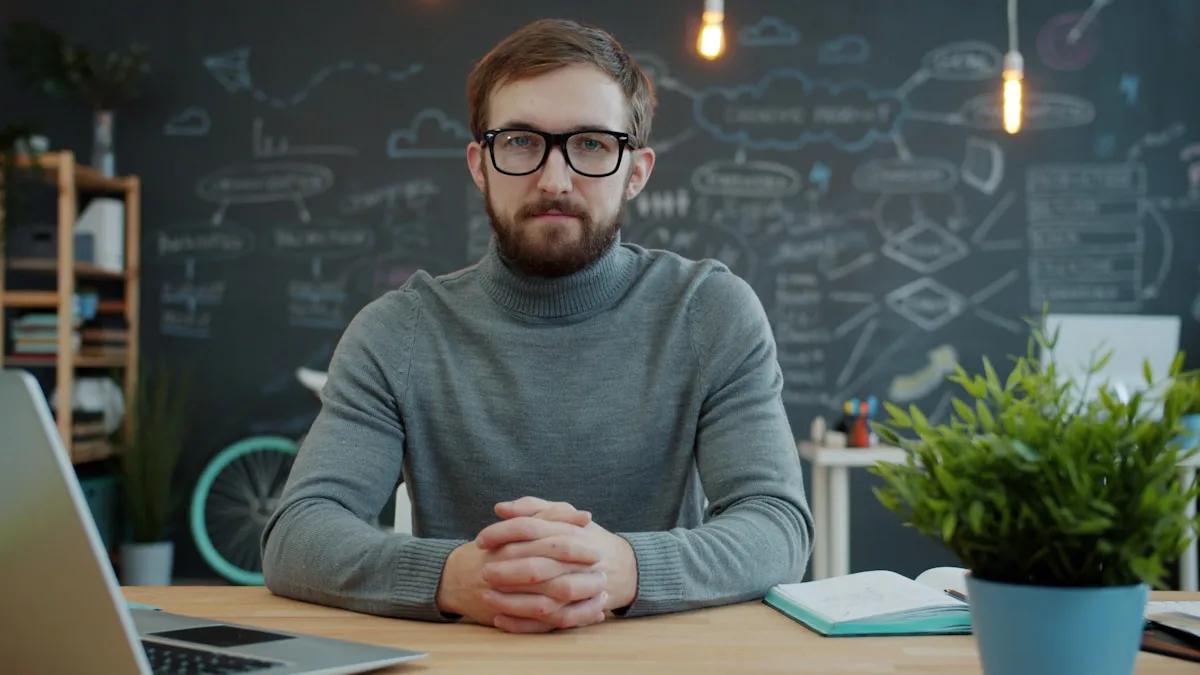 Leia mais sobre o artigo Cursos Online 2026: IA e Soft Skills Dominam Mercado EAD