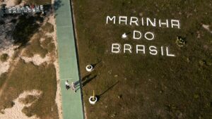 Greve universidades: Zema compara a politicagem