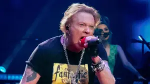 Leia mais sobre o artigo Guns N’ Roses no ES: fãs de Guarapari, veja como chegar ao show no Estádio Kleber Andrade em abril de 2026