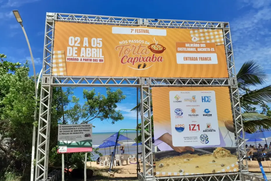Festival da Torta Capixaba na Praia de Castelhanos em Anchieta ES durante a Sexta-Feira Santa 2026 com torta gigante de 160 kg em panela de barro.