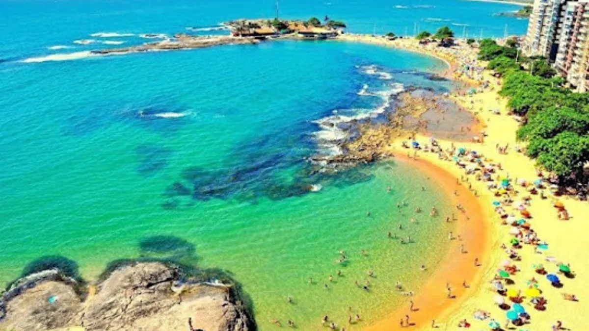 Leia mais sobre o artigo Previsão do tempo em Guarapari para domingo (05/04): céu nublado, pancadas rápidas e máxima de 29°C