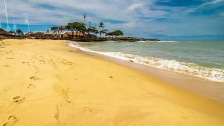 Previsão do tempo em Guarapari para a Semana Santa: sexta tem sol, domingo pede guarda-chuva