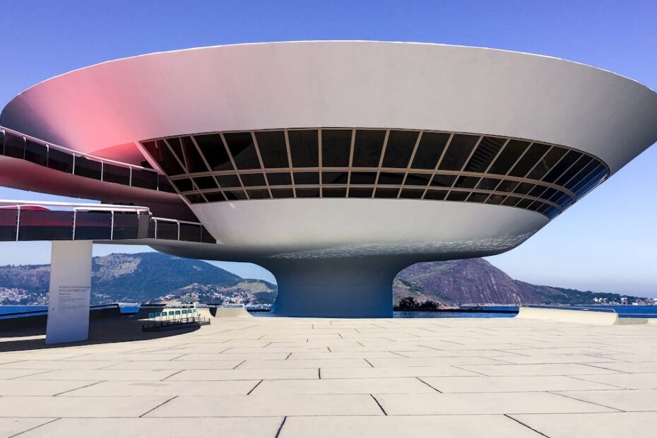 Aeroporto de Ribeirão Preto Dr. Leite Lopes após obras de ampliação e modernização