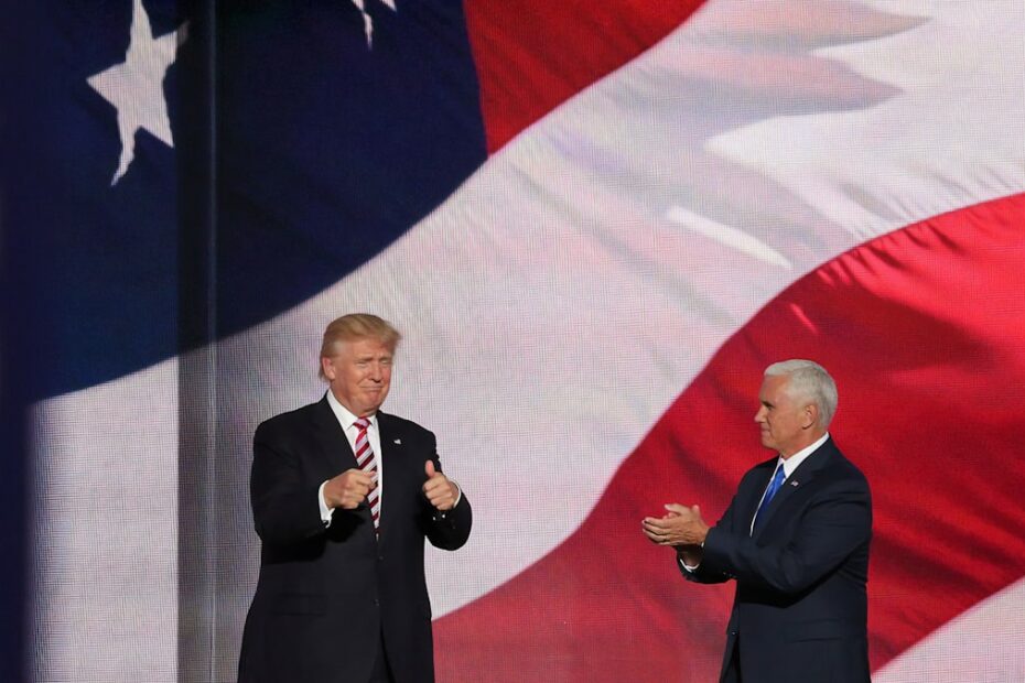 Trump EUA Irã — presidente Donald Trump fazendo declaração oficial