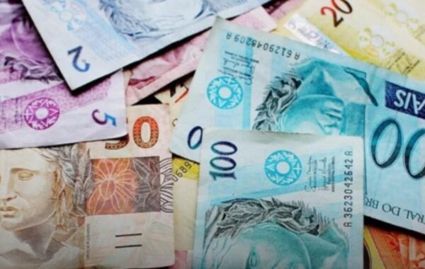 Banco Central recolhe cédulas da Primeira Família do Real e moderniza moeda