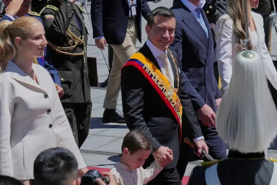 Daniel Noboa é acusado de interferir nas eleições presidenciais da Colômbia, onde candidatos disputam a sucessão de Gustavo.
