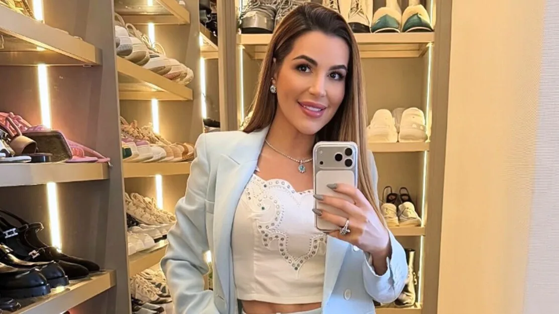 Leia mais sobre o artigo Deolane Bezerra é presa em operação do MP de SP por lavagem de dinheiro