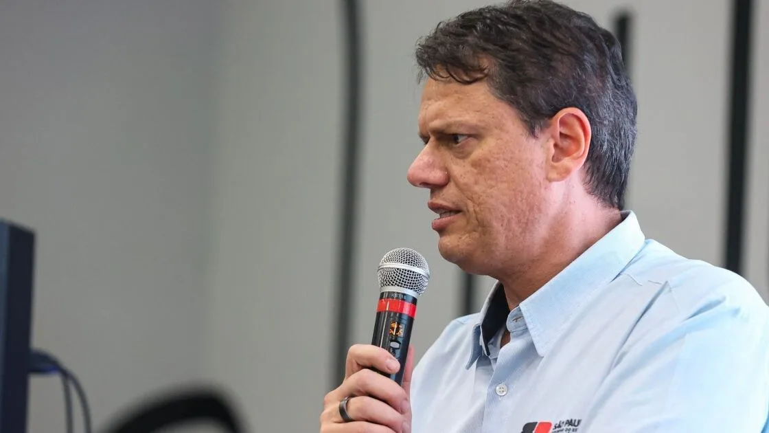 Leia mais sobre o artigo Tarcísio de Freitas lidera intenções de voto em São Paulo com 47,3%