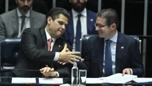 Leia mais sobre o artigo Câmara dos Deputados aprova PEC que extingue escala 6×1 e amplia jornada