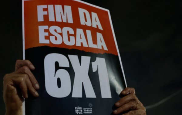 Clemente Ganz Lúcio revela proposta de redução da jornada de trabalho no