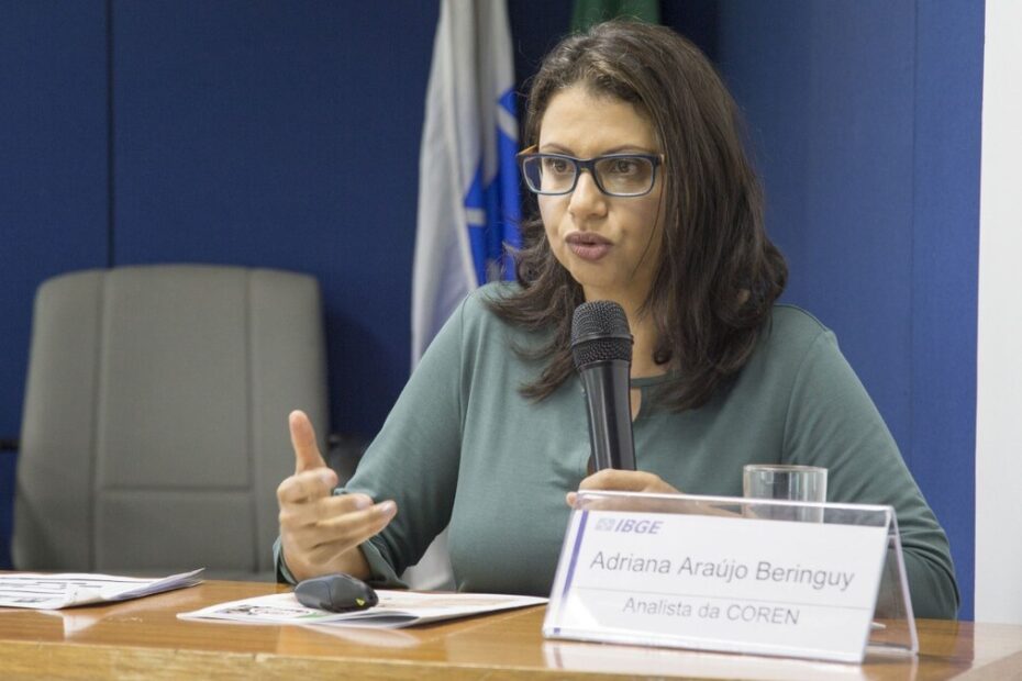 Imagem de gráfico mostrando crescimento de 150 mil novas vagas no mercado de trabalho brasileiro, segundo IBGE.