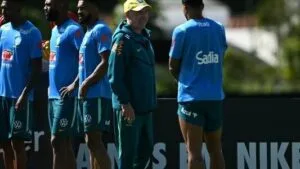 Leia mais sobre o artigo Neymar testa Ancelotti como gestor de crises e conquista apoio de 30 atletas em dois dias