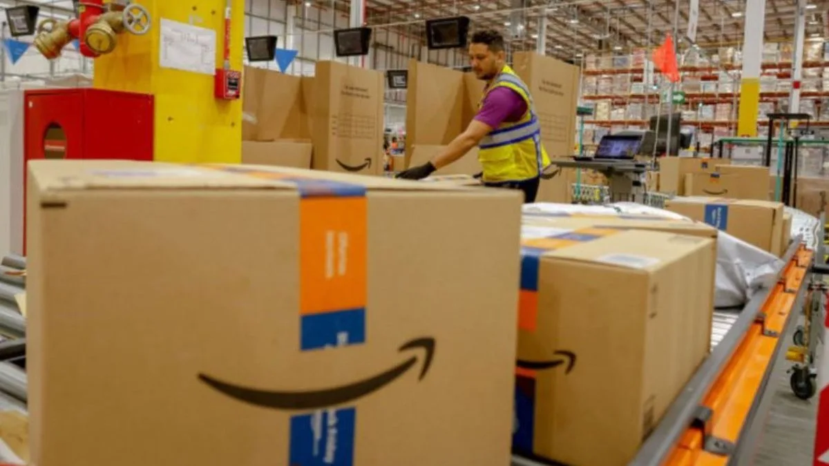 Leia mais sobre o artigo Amazon inaugura centro em Salvador e abre 500 vagas de emprego agora