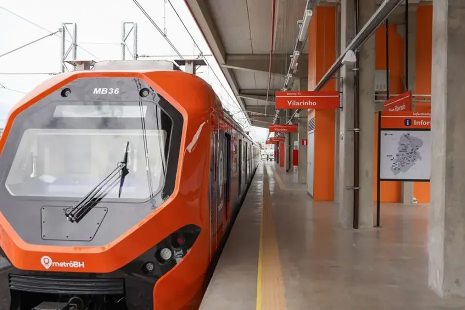 Novo trem do Metrô BH inicia operação, ampliando a rede de transporte até Contagem para melhor atender a população.
