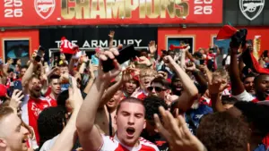 PSG e Arsenal se confrontam em Budapeste antes da final da Champions