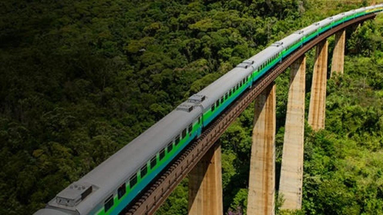Leia mais sobre o artigo Trem de Belo Horizonte a Cariacica revela paisagens deslumbrantes em