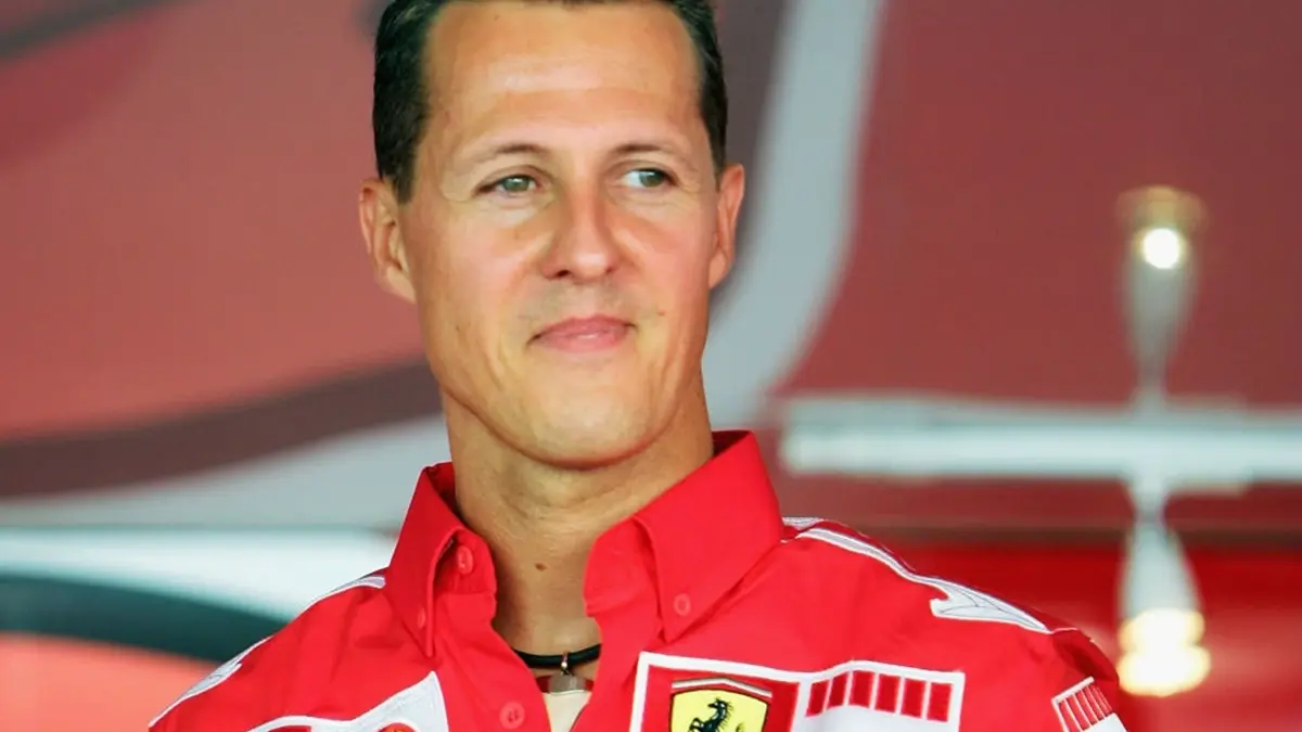 "Yannick Dainese, piloto que resgatou Schumacher, compartilha detalhes inéditos do resgate após 12 anos do acidente."