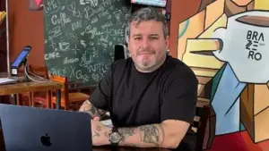 Leia mais sobre o artigo Gleyson Guimarães transforma Brazero Café em rede de franquias com faturamento de R$ 900