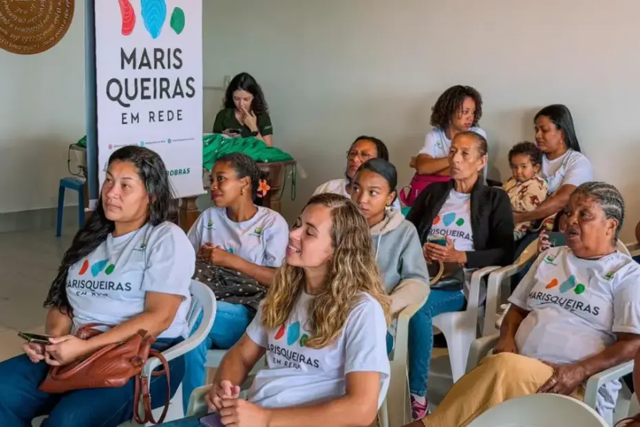 Marisqueiras do Espírito Santo participam de atividade de fortalecimento da pesca artesanal feminina.