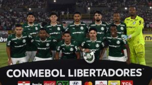 Leia mais sobre o artigo Palmeiras enfrenta Cerro Porteño nas oitavas da Libertadores após fase irregular e busca recuperação