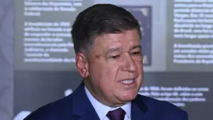 Senador Carlos Viana propõe emenda para reduzir carga horária de saúde e segurança