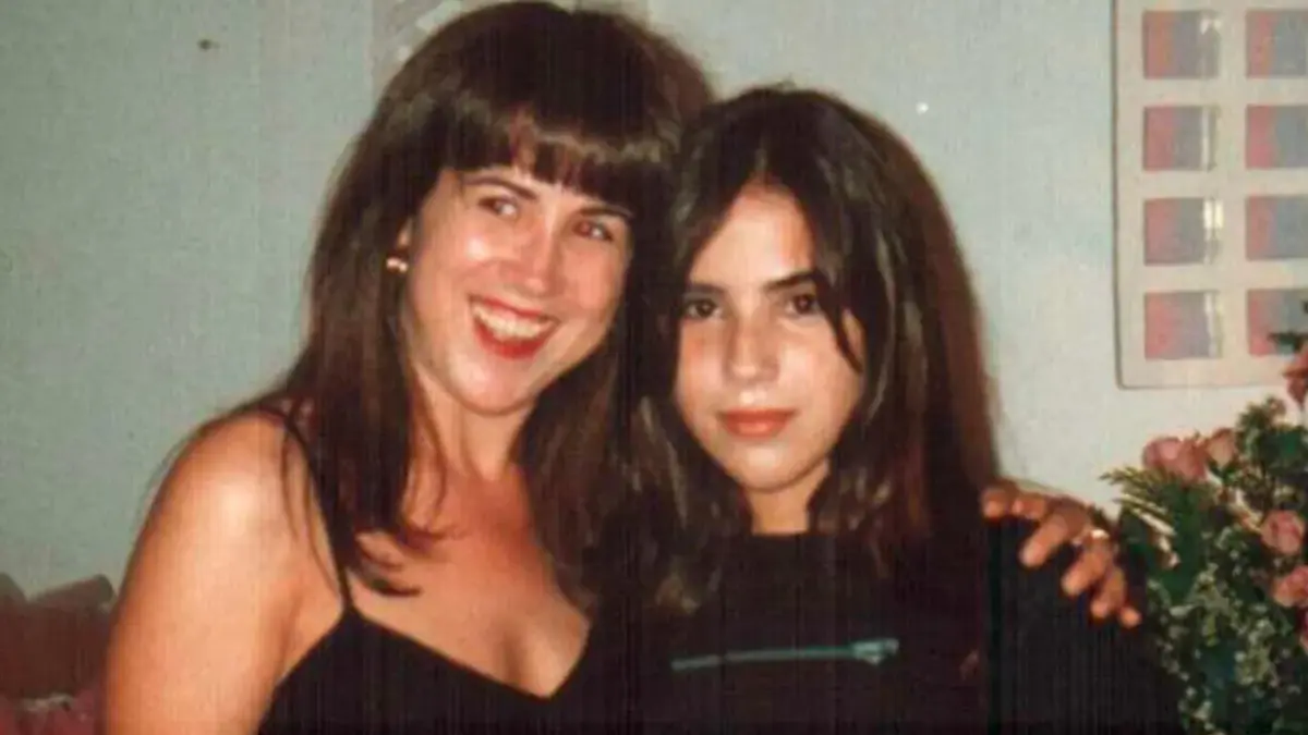 Wanessa Camargo homenageia Zilu Godoi com fotos antigas em celebração de aniversário.