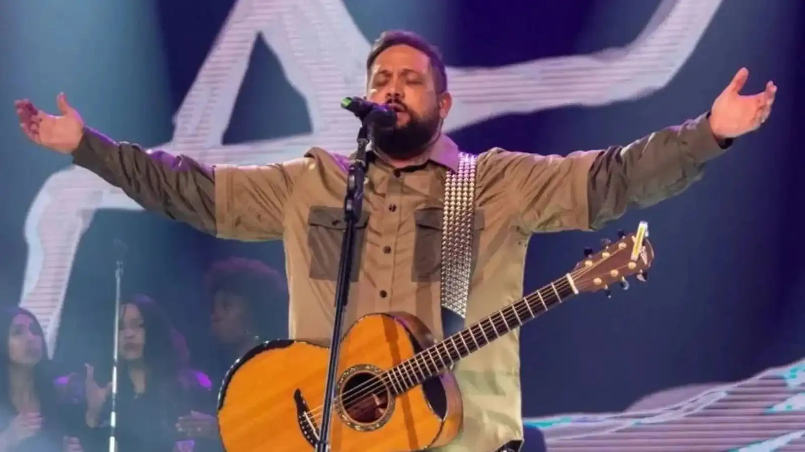 Guarapari Confirma Show Gospel de Fernandinho na Praia do Morro