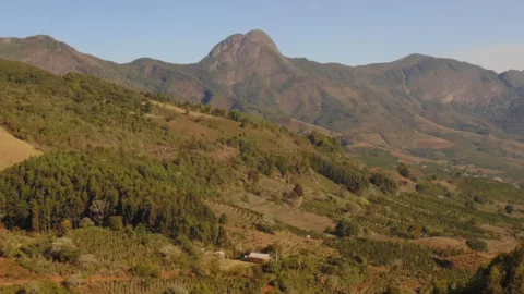 Paisagem de Dores do Rio Preto