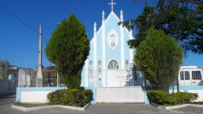 Igreja em Ponto Belo